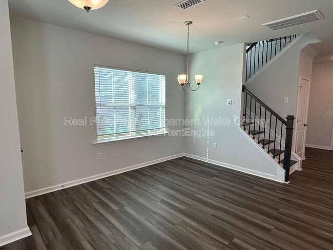 Building Photo - 381 Fosterton Cottage Wy