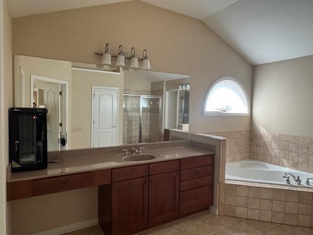 Building Photo - 2065 Manor View