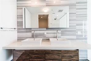 Building Photo - Biscayne Boulevard, Miami, FL 33132 - 3 BR 2.5 BA condo