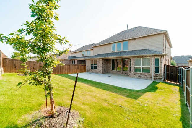 Building Photo - 3905 Cozy Pine Dr