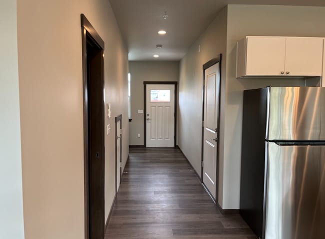 Building Photo - 2 Story Duplex | Available Now!