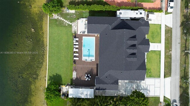 Building Photo - 9291 SW 88th St