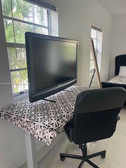 Building Photo - 1604 Drexel Ave