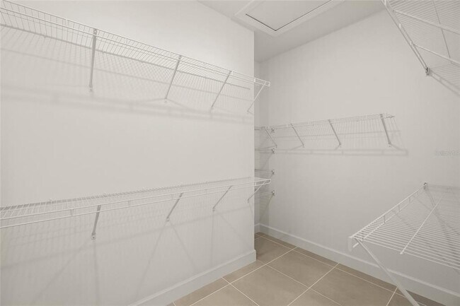 Building Photo - 14860 Misty Pond Lp