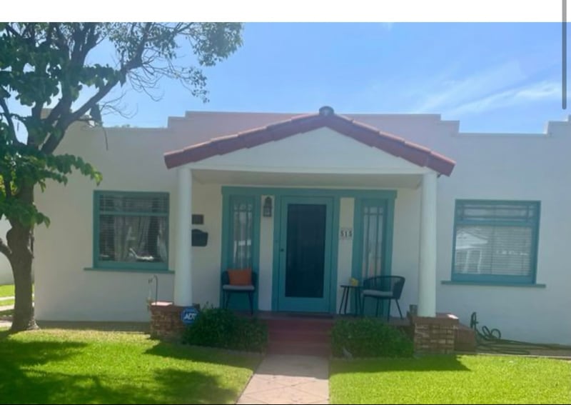 Primary Photo - 515 S Indiana St