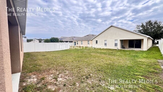 Building Photo - 2164 Rose Blvd