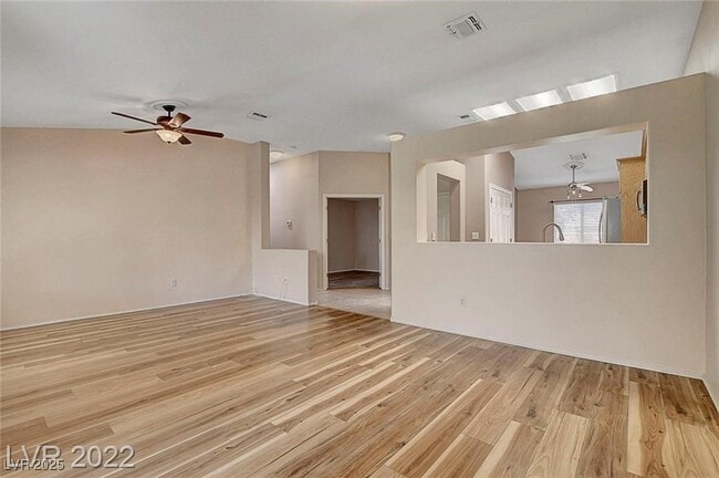 Building Photo - 2079 Poppywood Ave