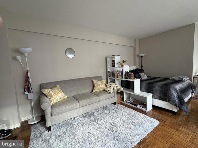 Building Photo - 2141 I St NW