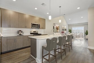 Building Photo - The Enclave at Dewy Meadows