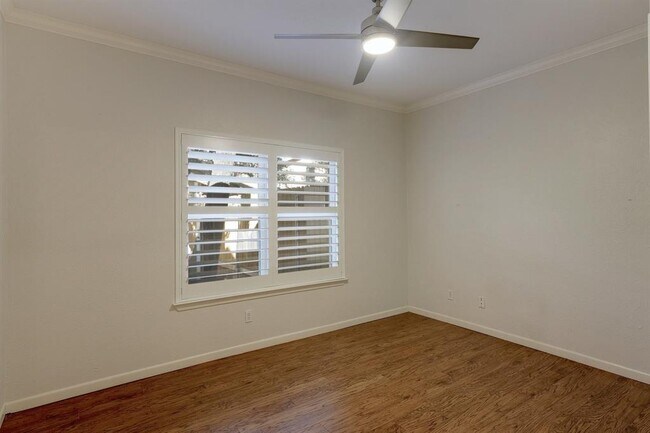 Building Photo - 8518 Fathom Cir