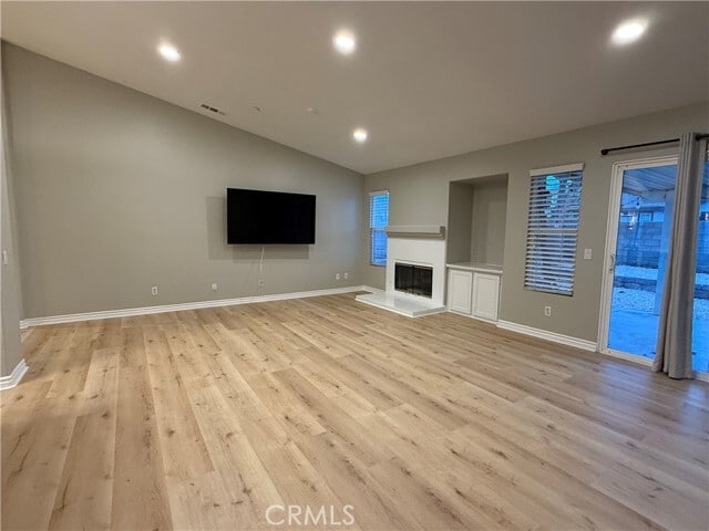 Building Photo - 15453 Sharon Ave