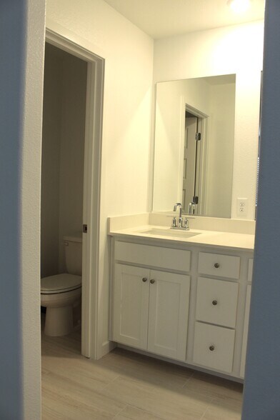 Building Photo - 12663 Snowy Owl Way