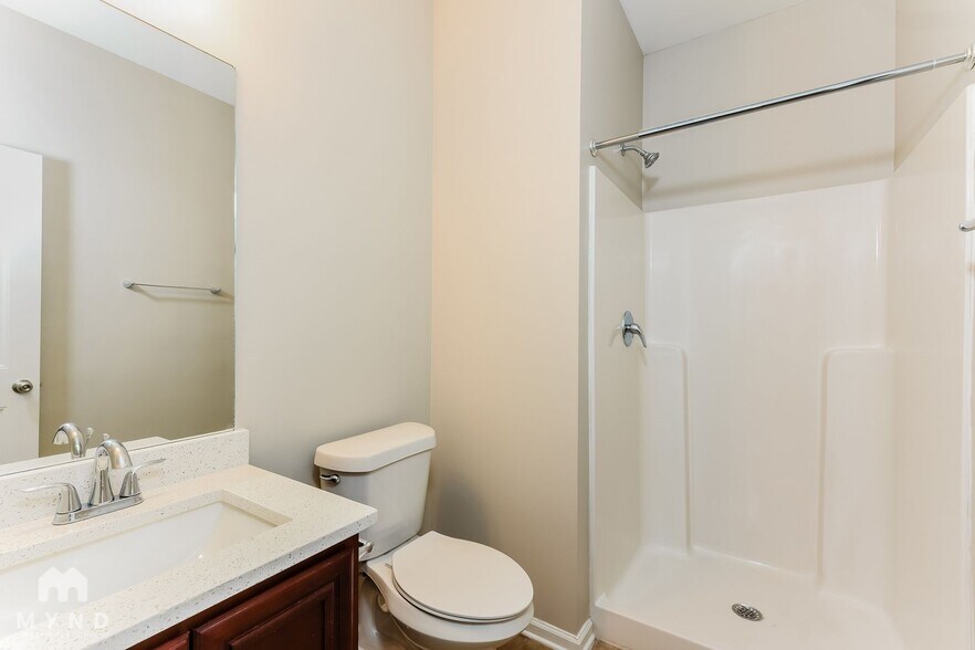 Building Photo - 7425 Absinth Dr