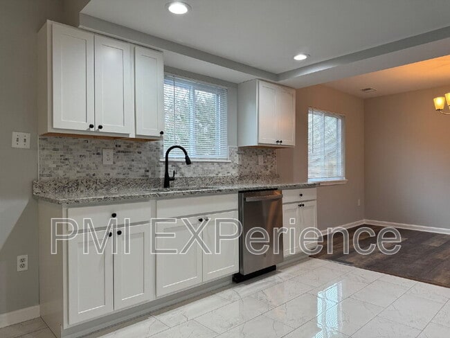 Building Photo - 9806 Ambler Ln