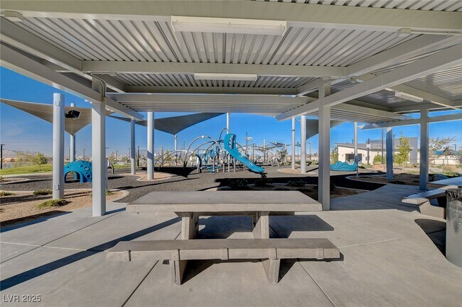 Building Photo - 1888 Via Firenze