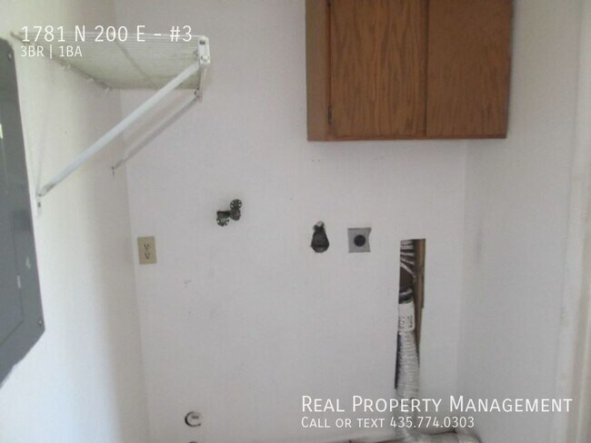 Building Photo - 1781 N 200 E