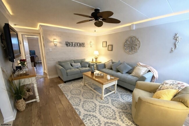 Building Photo - 21 S Monroe Ave