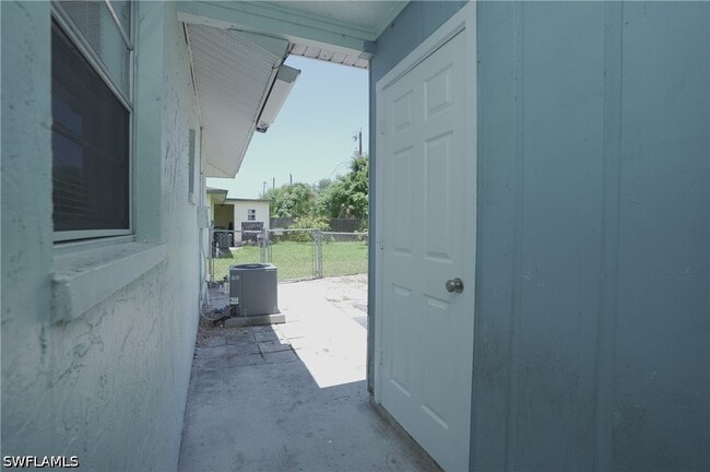 Building Photo - 1193 S Alhambra Cir