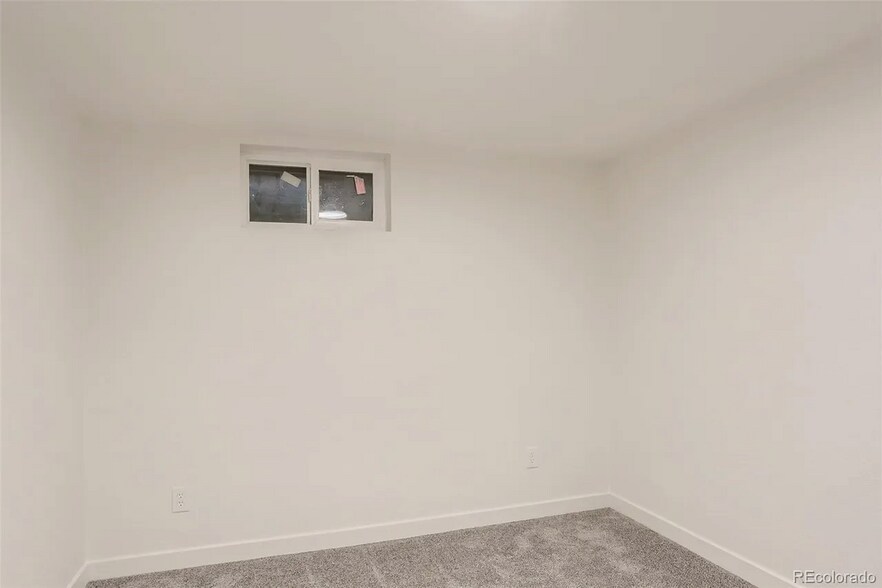 Building Photo - 4090 W Wagon Trail Dr