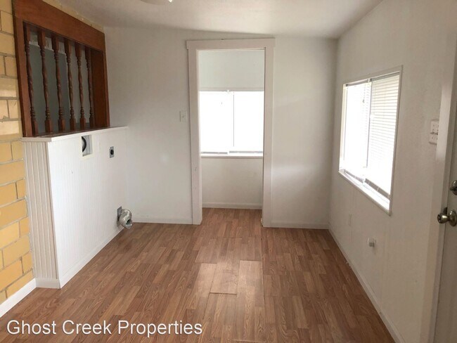 Building Photo - 2 br, 2 bath House - 462 Stringtown Rd.