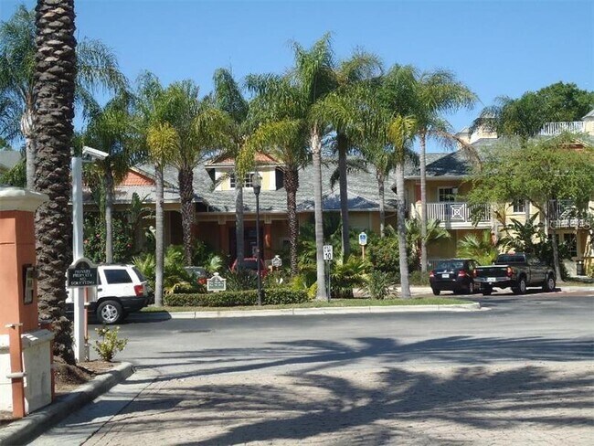 Building Photo - 4207 S Dale Mabry Hwy