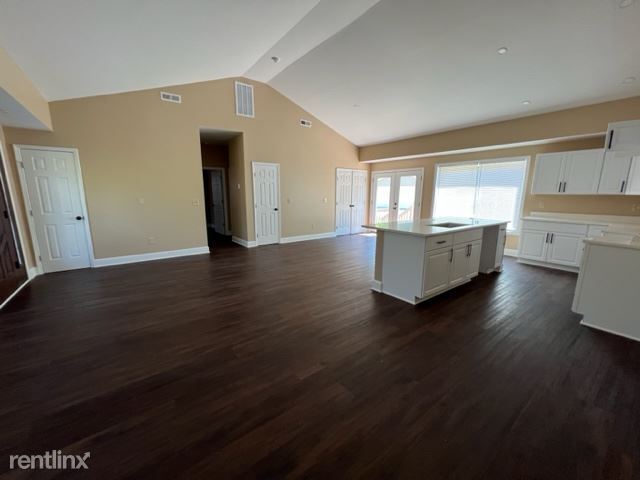 Building Photo - 3 br, 2 bath House - 1691 Old Linwood Rd