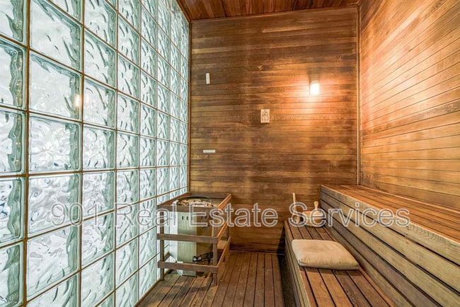 Building Photo - 200 Wagner St