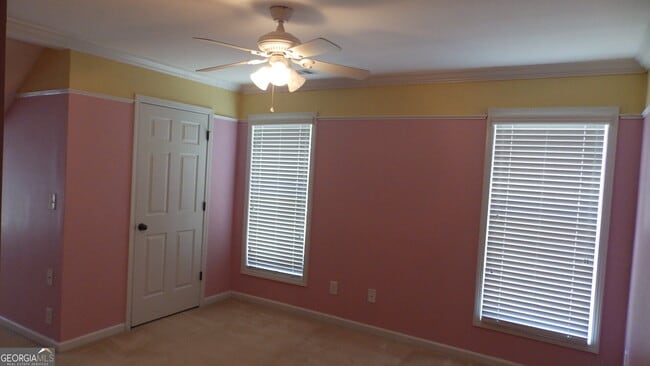 Building Photo - 4071 Copper Creek Way NE