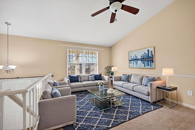 Building Photo - 511 Chapparal Dr