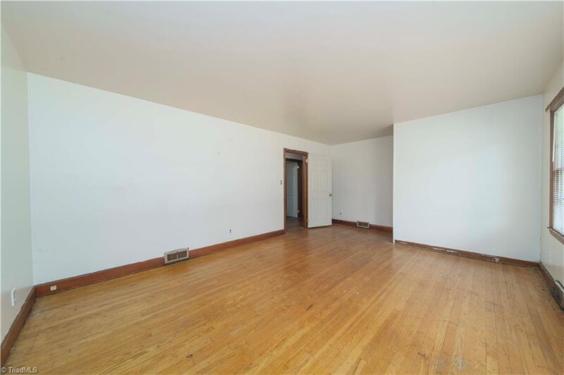 Building Photo - 5132 Sunrise Terrace