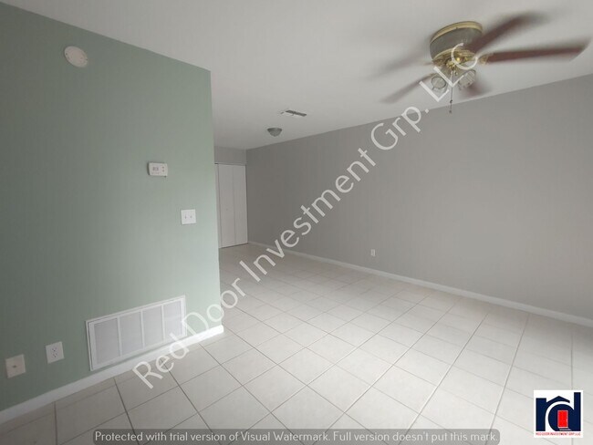 Building Photo - Updated 2 Bedroom 1 Bath Quadplex-Ocala!