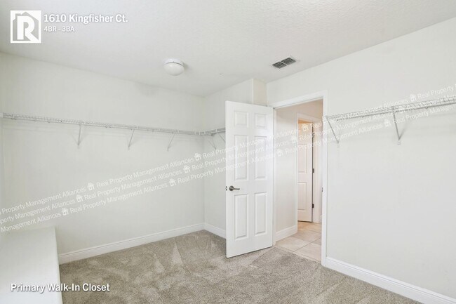 Building Photo - 1610 Kingfisher Ct
