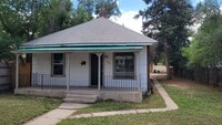 Building Photo - Ranch Style Home in Downtown! - MileStone RES