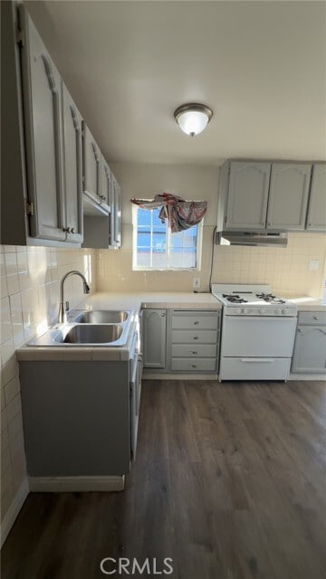 Building Photo - 8766 Tilden Ave