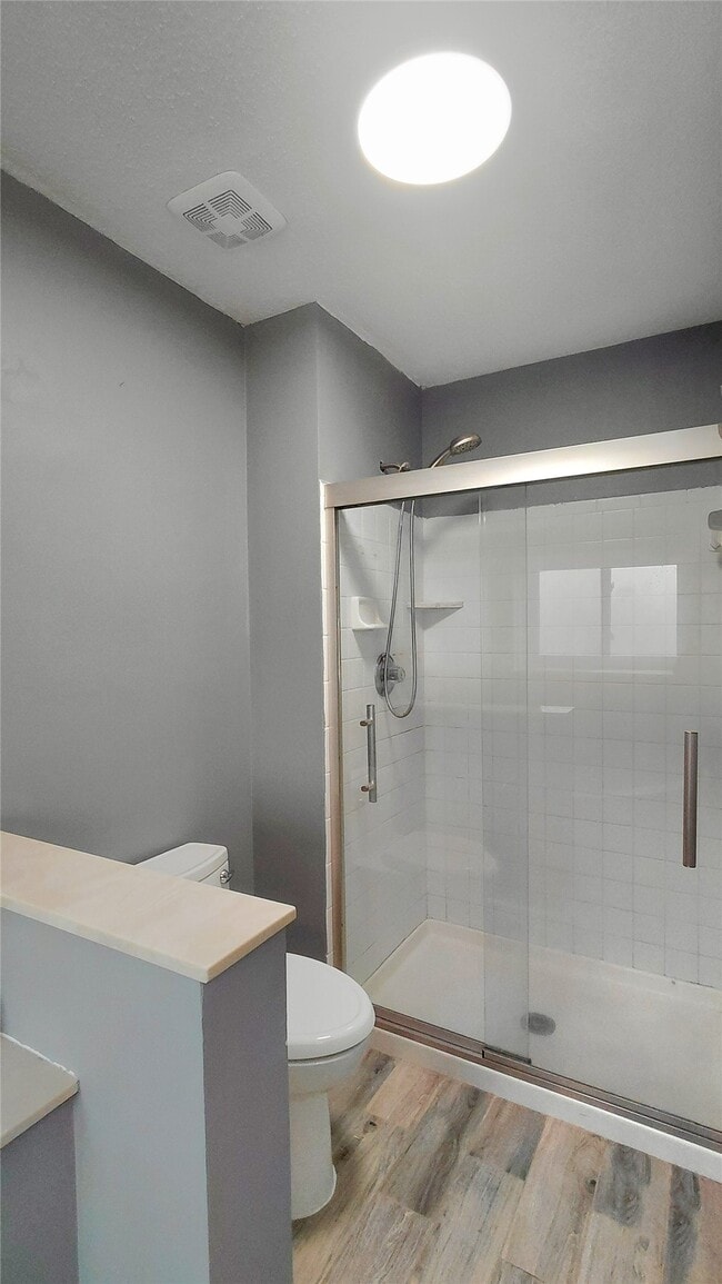 Building Photo - 331 Carriage Trail Ct