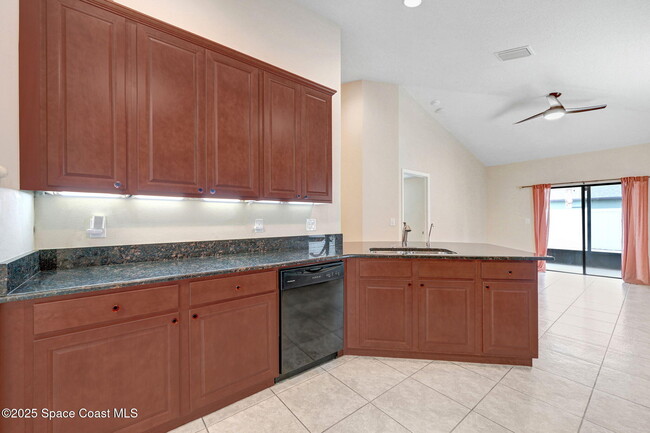 Building Photo - 4000 Harvest Cir