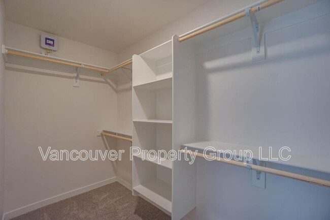 Building Photo - 1605 NE 180th Ave