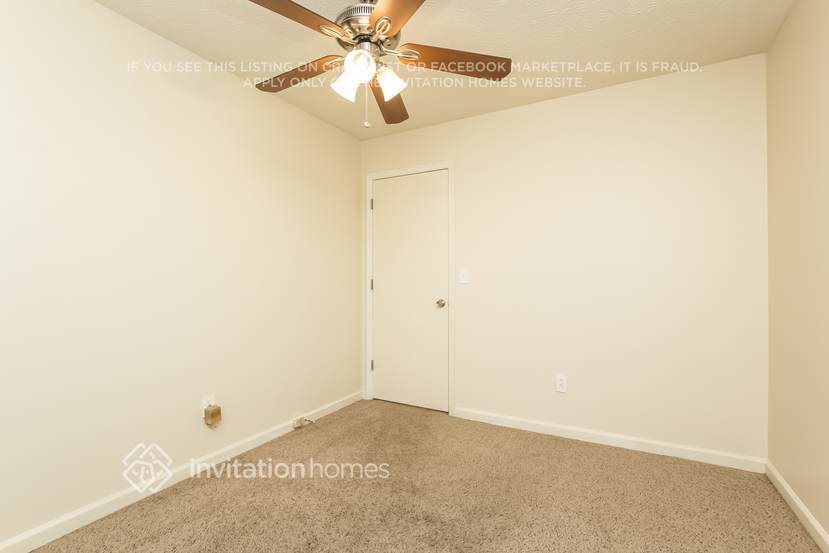 Building Photo - 1160 Park Creek Cir