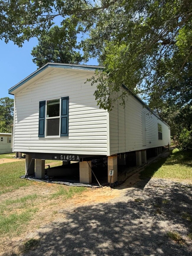 Building Photo - 10130 State Hwy 64