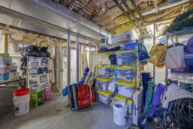 Building Photo - 41 Farragut Rd