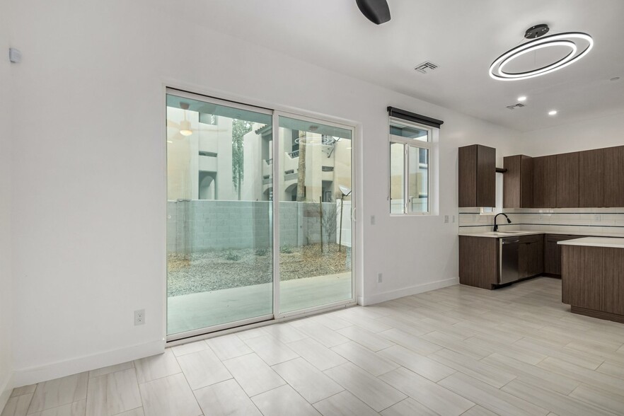 Building Photo - 3107 N 39th St