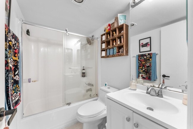 Building Photo - 7500 NW 30th Pl