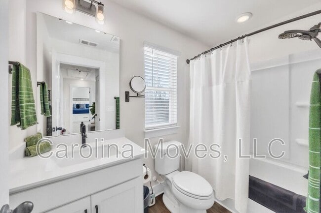 Building Photo - 860 Pleasant Fls Dr