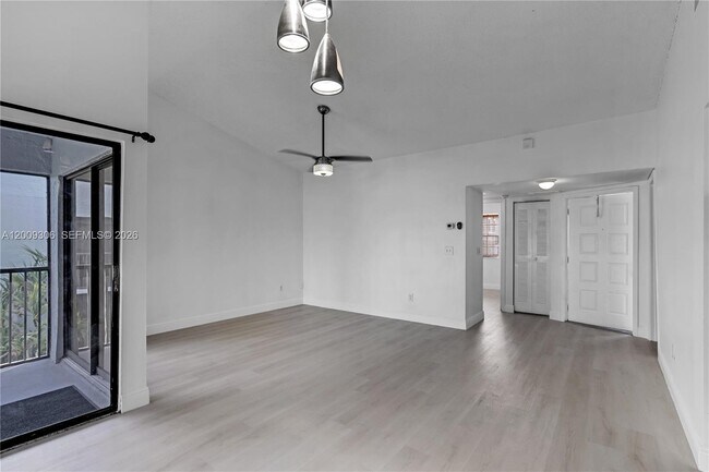 Building Photo - 1403 S Liberty Ave