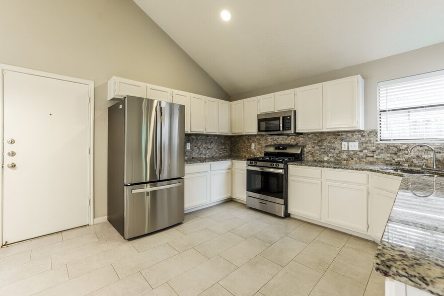 Building Photo - 4303 Hawk Meadow Dr