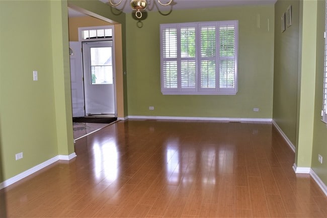 Building Photo - 2480 Lehman Dr