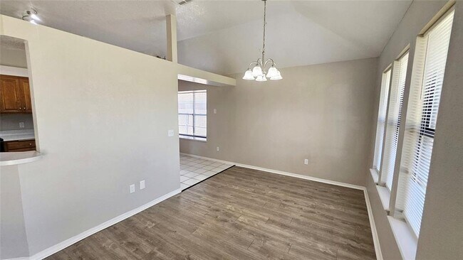 Building Photo - 1609 Rocky Mountain Way
