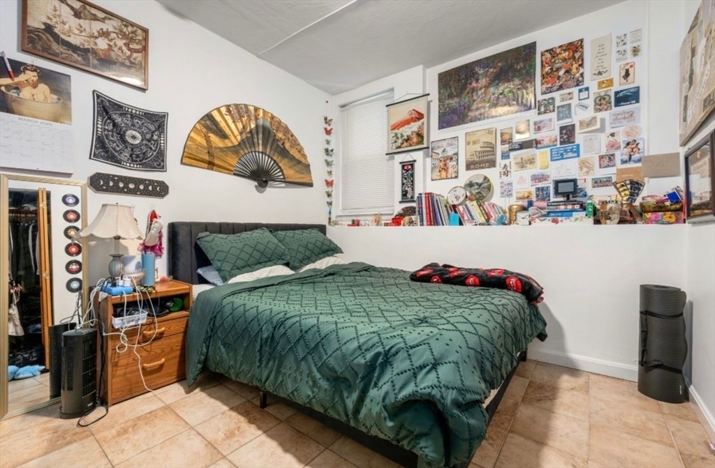 Building Photo - 2 Colliston Rd