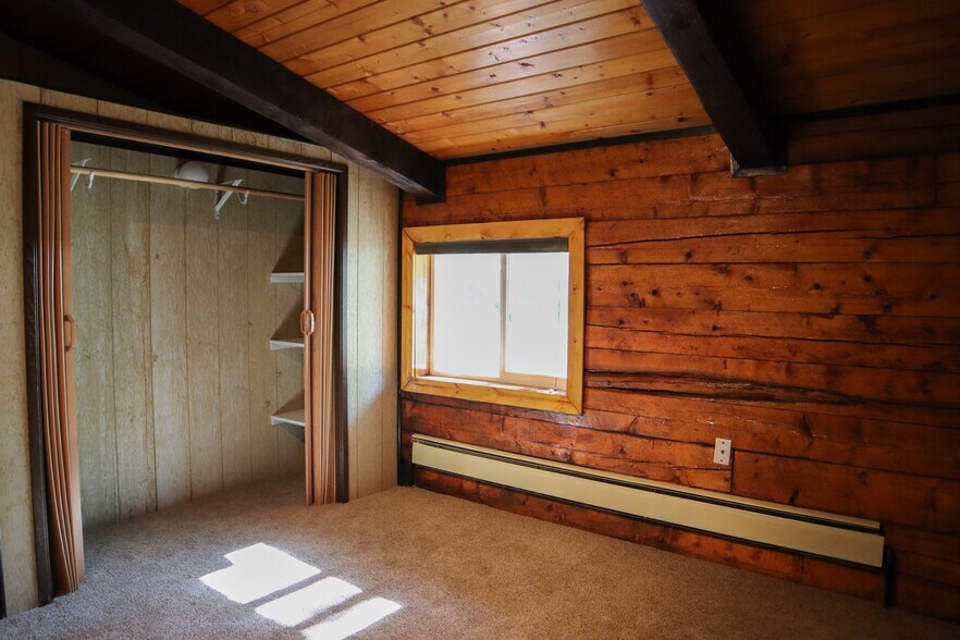 Building Photo - 3185 Daphne Ln