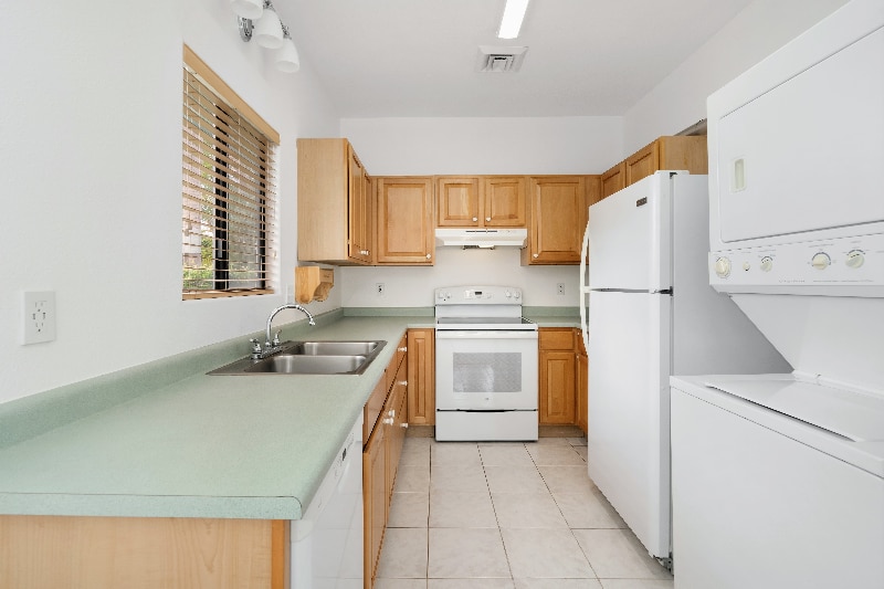 Building Photo - 165 Keonekai Rd